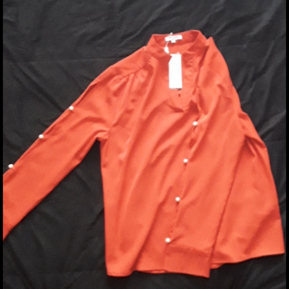 Faux Pearl  Insert Sleeve Blouse - Picture 5 of 5